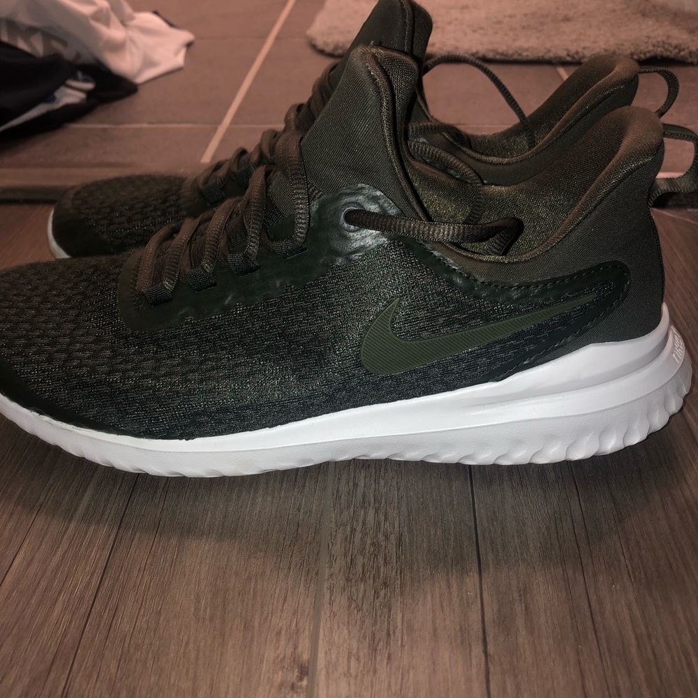 Nike Renew Rival Shoes